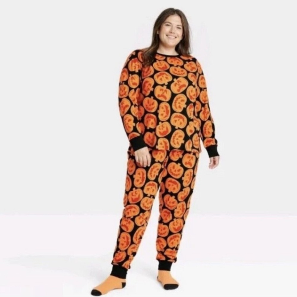 Women’s 4X Hyde and Eek! Boutique 2piece sleep set